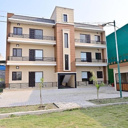 Ideal Home Stay Amritsar Esterno foto