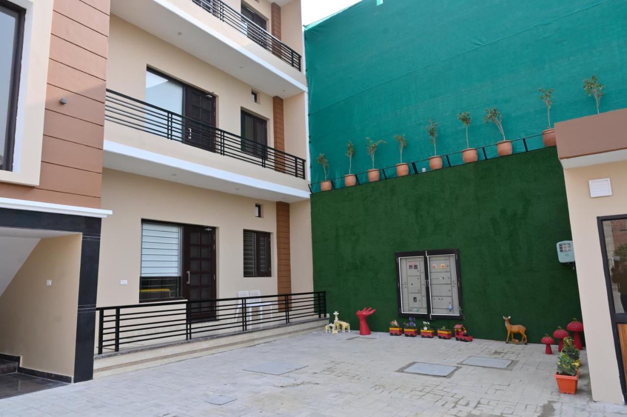 Ideal Home Stay Amritsar Esterno foto