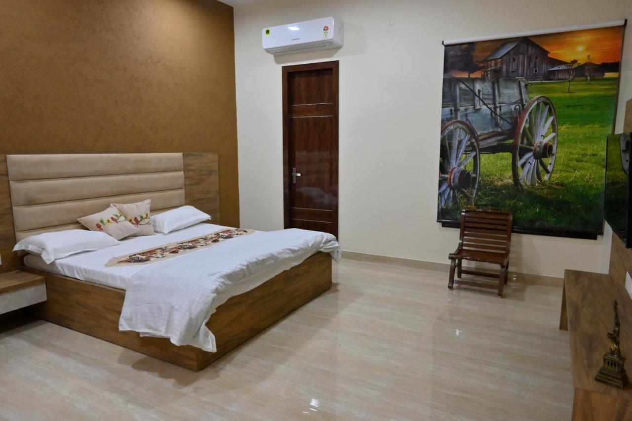 Ideal Home Stay Amritsar Esterno foto